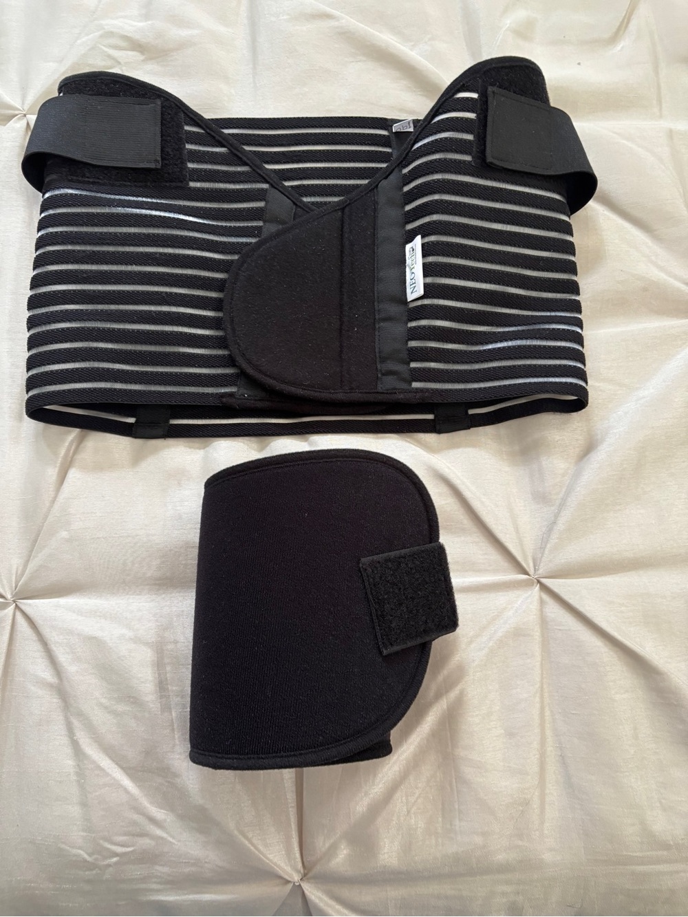 NEOtech Care Maternity Belt in Black and Cream - Picture 2 of 3